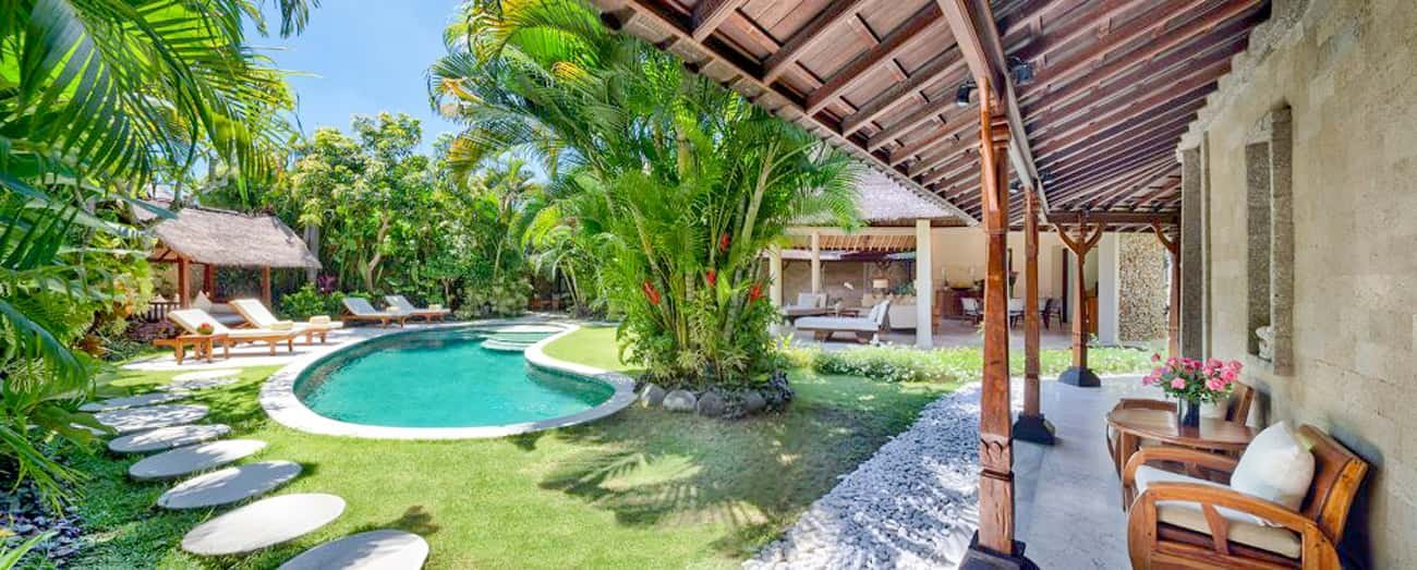V6-bedroom-luxury-villa-pool-villa6-1024x412