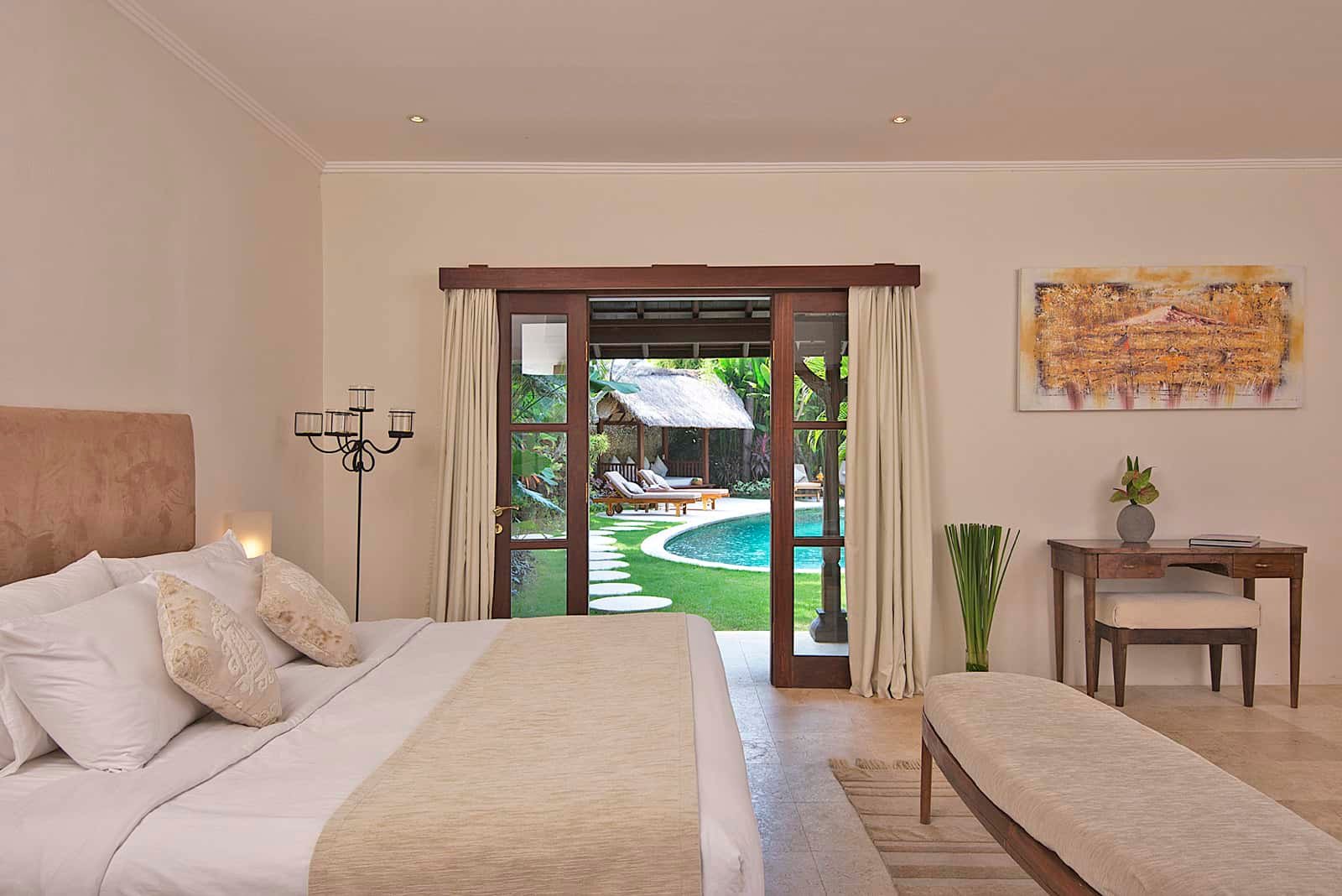 bali-seminyak-villa-kubu-2-master-bedroom-v6